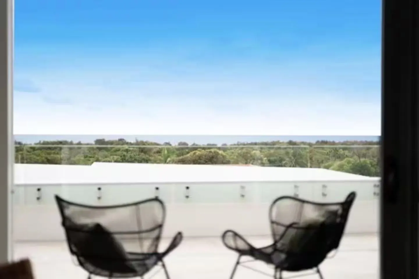 דירה קולום ביץ' Lavish Ocean View Penthouse Near The Beach