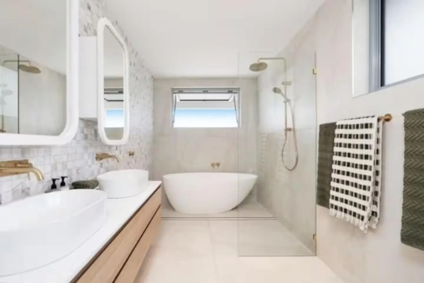 קולום ביץ' Lavish Ocean View Penthouse Near The Beach דירה קולום ביץ'